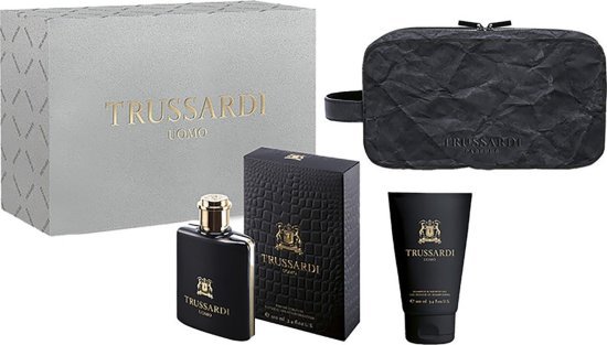 מארז בושם לגבר 100 מ''ל Trussardi Uomo או דה טואלט E.D.T + ג'ל רחצה 100 מ''ל + תיק רחצה